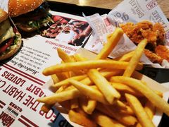 -The Habit Burger Grill 哈比特汉堡(复兴soho店)