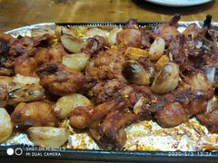 -老东镇啤酒屋海鲜加工·蒸汽海鲜·海鲜烧烤(台东店)