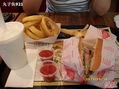全景-FATBURGER 特富客汉堡(外交公寓店)