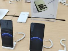 -华为授权体验店(中山公园来福士)