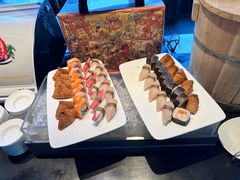 -唐拉雅秀酒店-西锦汇空中BBQ·思创餐厅