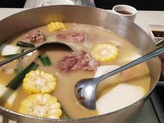 -肥仔文澳门猪骨煲(南京西路店)