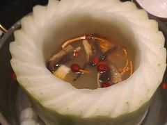 -得意咚瓜·顺德鱼生·冬瓜火锅(深圳首店)