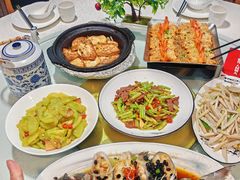 -九头鹰家宴(岳家嘴店)