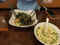 -东泰祥生煎馆(陕西南路店)