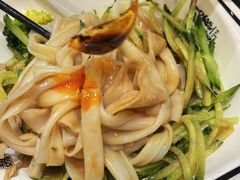 -魏家凉皮(郑州东站店)