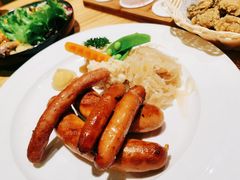 -LENBACH兰巴赫西餐啤酒坊(大连东港店)