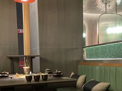 -湊湊火锅·茶憩(杭州湖滨银泰in77店)