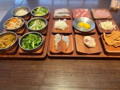 -银米·云南传统过桥米线(双廊黑金冠店)