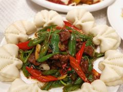 小炒黄牛肉-巴扎美食·新疆菜·西域歌舞表演餐厅(新疆大厦店)