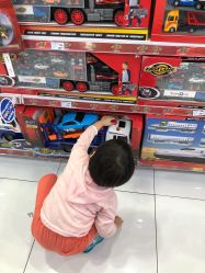 -玩具反斗城(正大广场店)