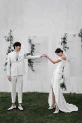 -易摄影婚纱摄影工作室