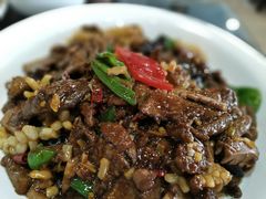 火爆三鲜-刘胖子家常菜·蹄花焖藕(中南店)
