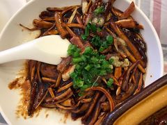 响油鳝丝-玲珑餐厅(陕西南路店)