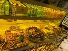 -丝路天山酒店(国际大巴扎店)