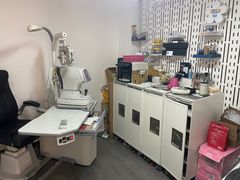 -目艮眼镜SHOWROOM(品牌集合店)
