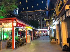 -吉庆街美食广场