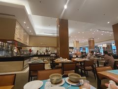 -亚龙湾希尔顿自助餐厅·海鲜·烧烤·沙滩BBQ·现场乐队