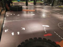 -VLines耀能运动24小时·月付制健身(京广桥店)