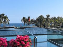 -亚龙湾喜来登·美景台大堂吧