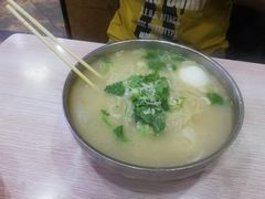 狗肉汤热面-三姐妹冷面馆(保卫路店)