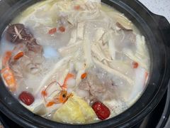 -三人行骨头王火锅(长寿店)