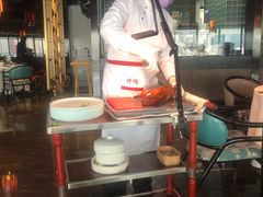 精品烤鸭-悦江(梅奔中心店)