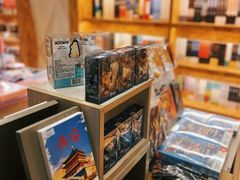 -新华里咖啡书吧(新华书店小寨店)