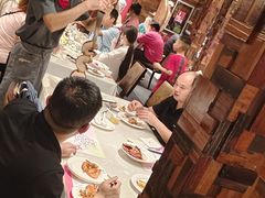 -四海一家自助餐(益田假日广场店)