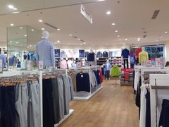 -优衣库(南宁安吉万达广场店)