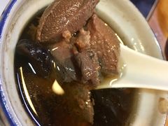 巴戟杜仲炖猪春子-华哥新鲜猪精品美食