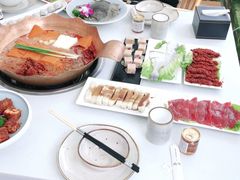 -墨居上隐·院子里火锅(峨眉店)