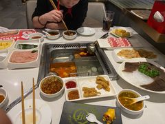-海底捞火锅鲜切牛肉主题店(长寿路店)