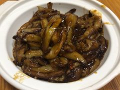 鱼香茄子煲-甜甜屋(解放中路店)