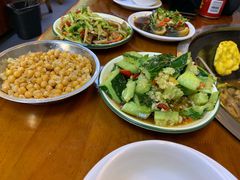 -曹丞相·地锅鸡·地锅鱼(武林店)