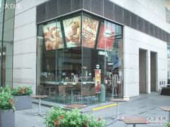 -东荟城名店仓
