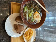 -上海齐鲁万怡大酒店·辣椒屋咖啡厅