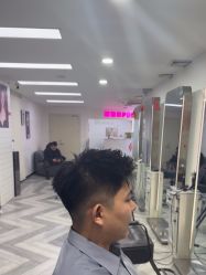 -米娜护肤造型