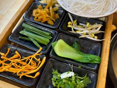 -勺子米线·云南传统小吃市集(四方街店)