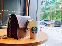 靠窗位-星巴克(北京阜安路店)