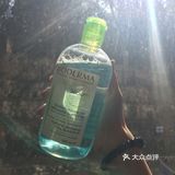 图二是众所周知的贝德玛卸妆水超好用
