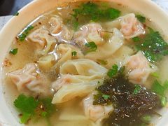 鸡汤馄饨-三好食堂(煎饺·馄饨·肉饼米线·盛世广场店)