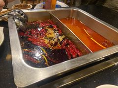 -百年川椒重庆老火锅(光谷店)