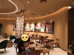 大堂-星巴克臻选(广州太古汇店)