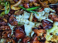 -小鱼小牛·鱼牛干锅·脆鱼火锅(世欧广场店)