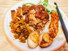 -瑞霖·隆江猪脚饭