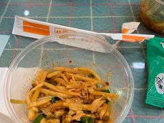 -红鼻子桂林米粉(金唐新光界店)