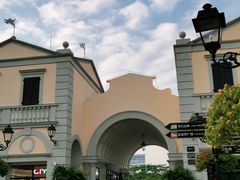 -佛罗伦萨小镇广佛名品奥特莱斯(疏港路店)