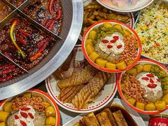 -厂花素芬九宫格火锅(银泰店)