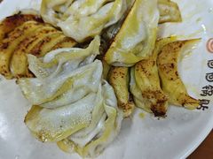 -回回锅贴(小河沿店)